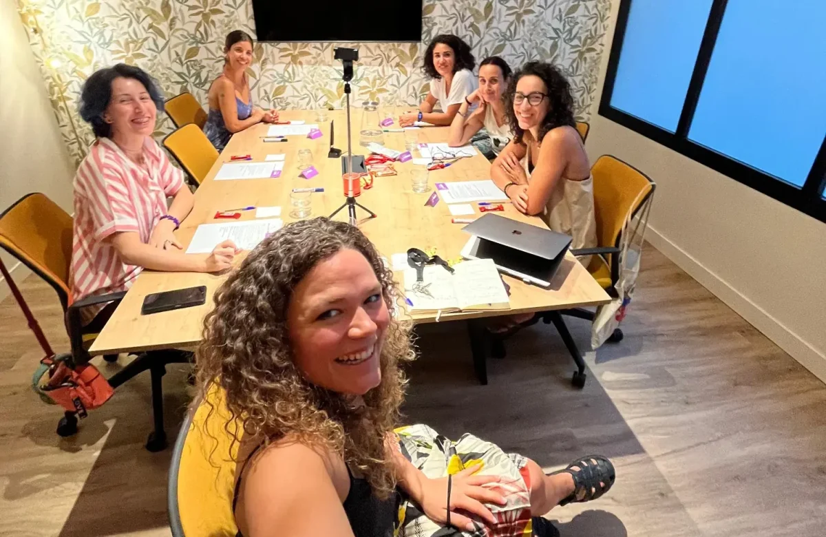 Silvina Hood - Mujeres Diosas y Sabias